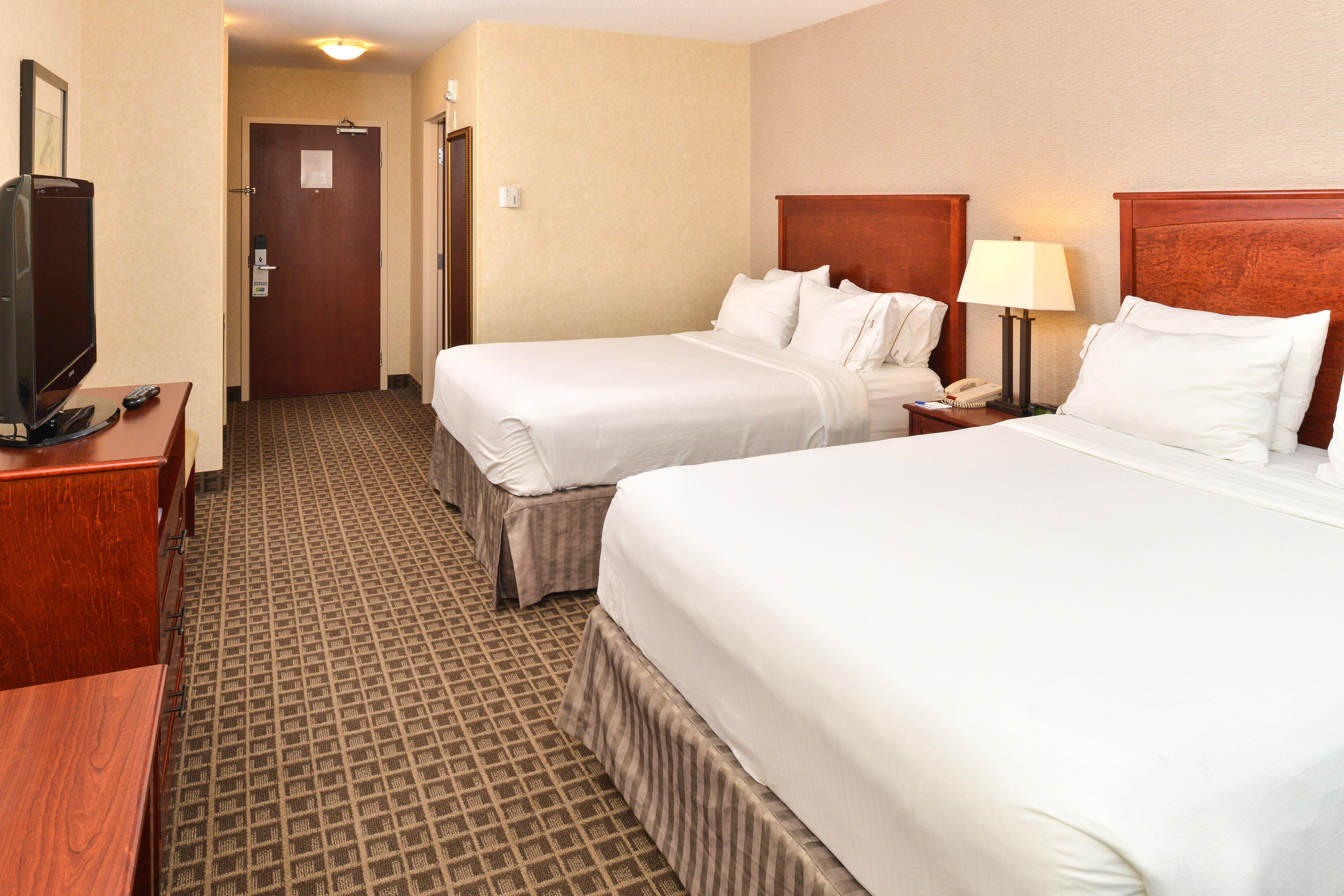 Holiday Inn Express Edmonton North By Ihg Exterior photo