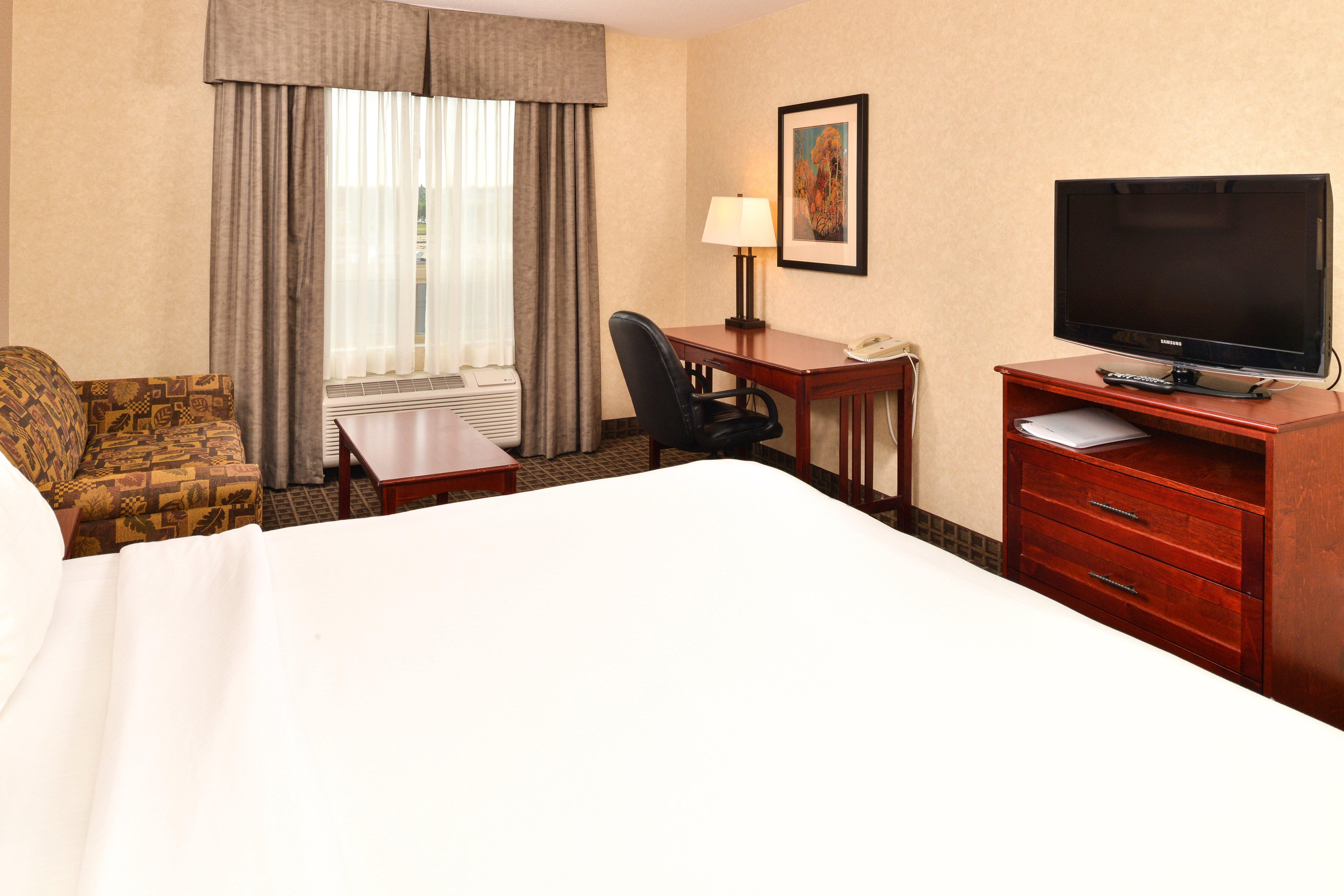 Holiday Inn Express Edmonton North By Ihg Exterior photo